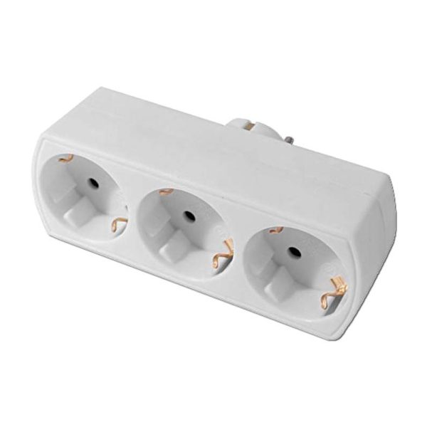 Enchufe triple frontal 16A