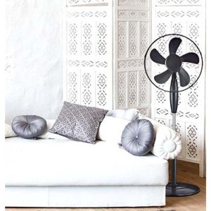 Ventilador de pie oscilante 55W  3 velocidades negro