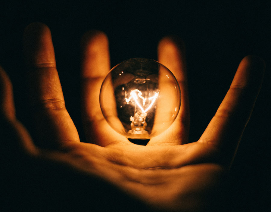 ahorrar luz bombillas de bajo consumo