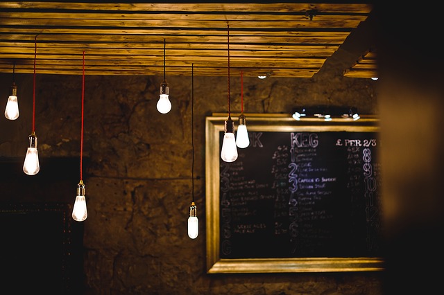 Ideas originales para lámparas: luces asimétricas