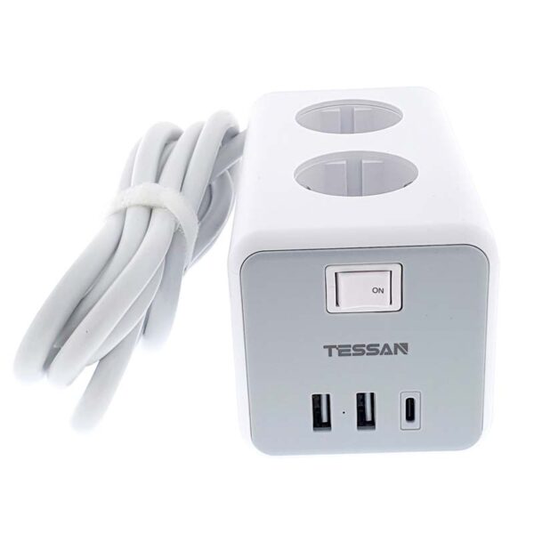 Base múltiple de enchufes con USB